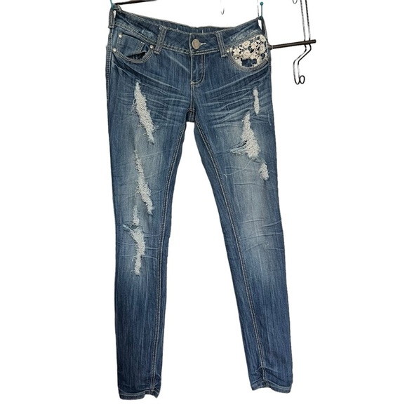 Almost Famous Denim Ripped Skinny Jeans SZ 3 Blue Distressed Floral Lace Detail - Picture 1 of 7